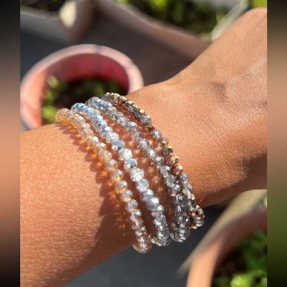 - Swarovski beads elastic lot of 4 bracelets - Picture 8 of 11